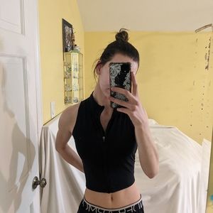 Fabletics zip up vest/sports bra